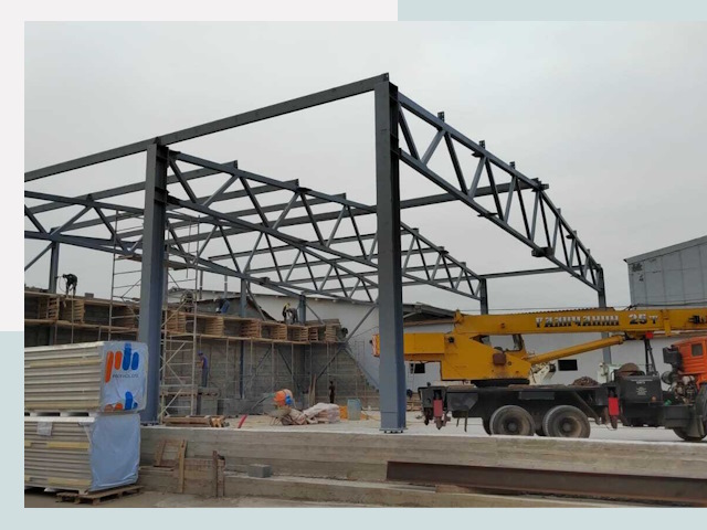 Строительство цехов в Гае